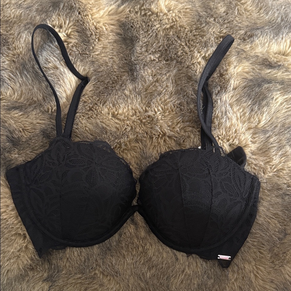 Victoria Secret PINK Black Lace Bra-New 34C